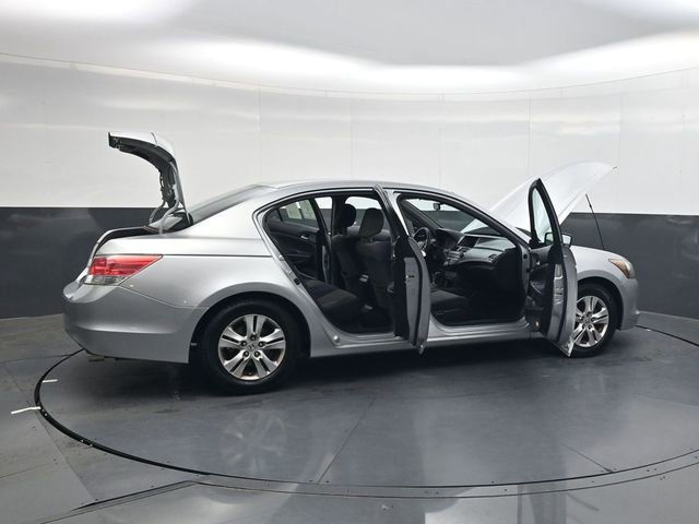 Used 2010 Honda Accord LX-P image 31