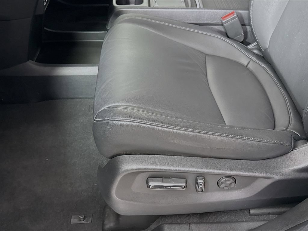 Certified 2025 Honda Odyssey EX-L image 18