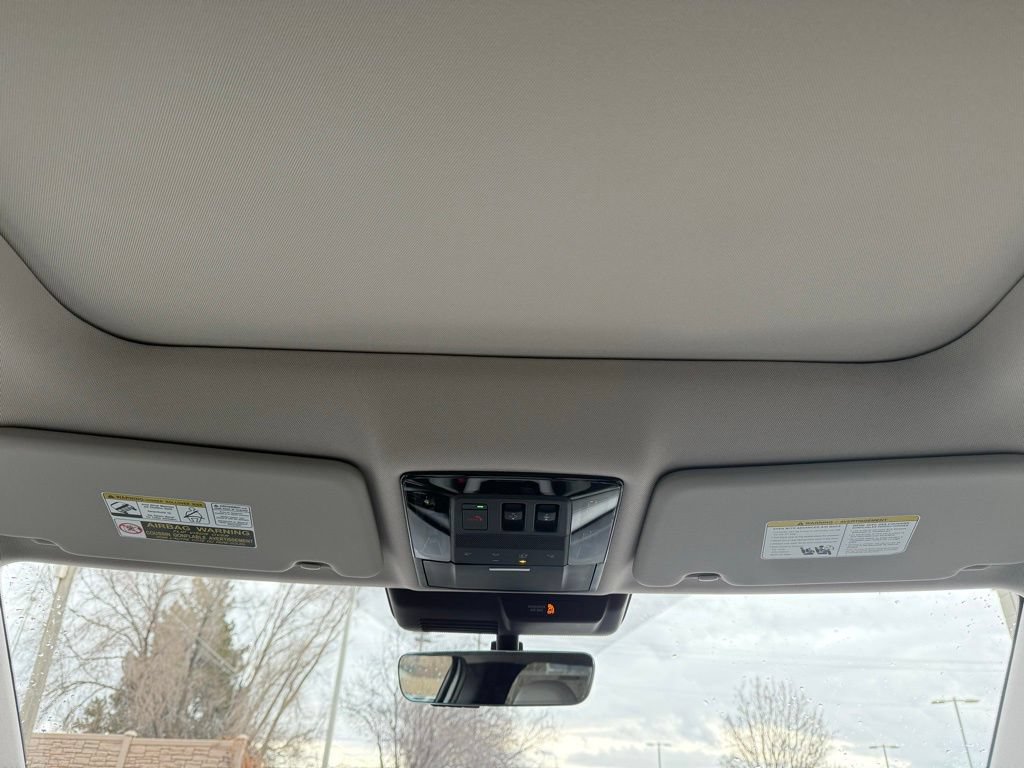 New 2026 Mitsubishi Outlander SE FWD image 20