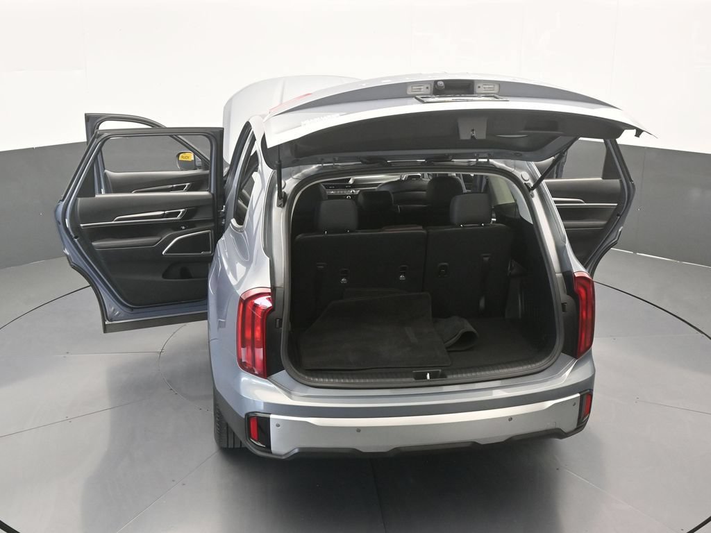 Used 2024 Kia Telluride LX FWD image 57