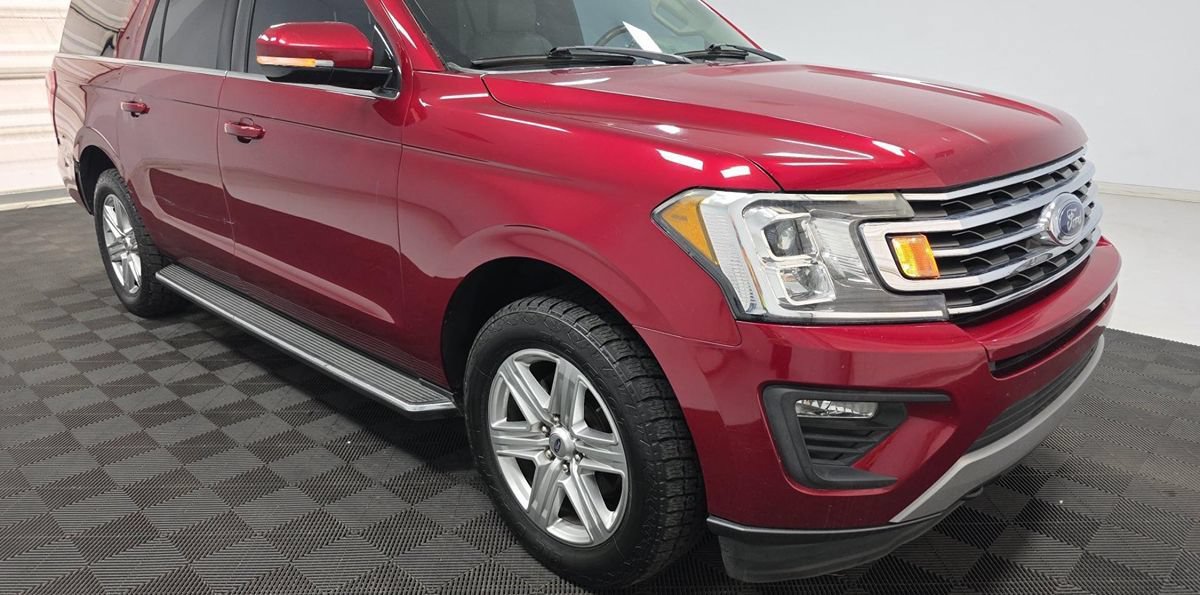 Used 2019 Ford Expedition Max XLT w/ Equipment Group 202A AWD/4WD image 3