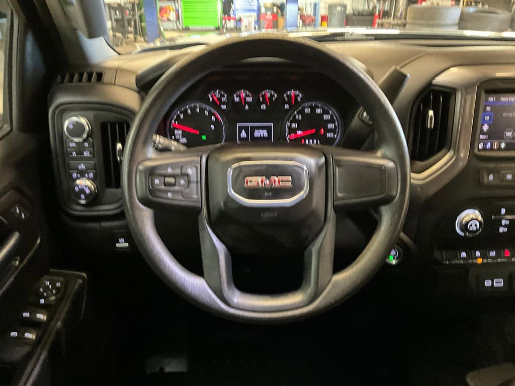 Used 2024 GMC Sierra 1500 Pro w/ Graphite Edition image 9