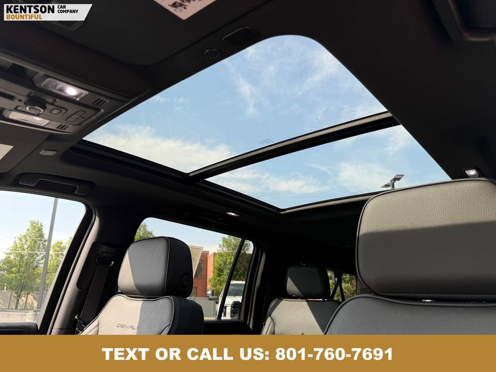 Used 2024 GMC Yukon XL Denali image 26