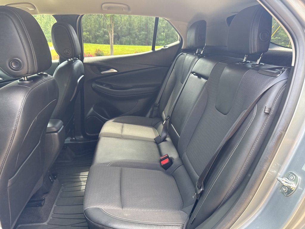 Used 2023 Buick Encore GX Select w/ Sport Touring Package image 33