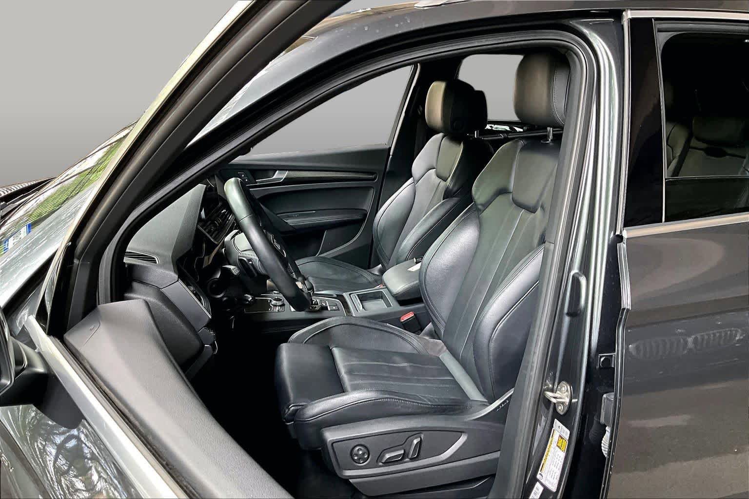 Used 2018 Audi SQ5 Prestige w/ Prestige Package AWD/4WD image 7