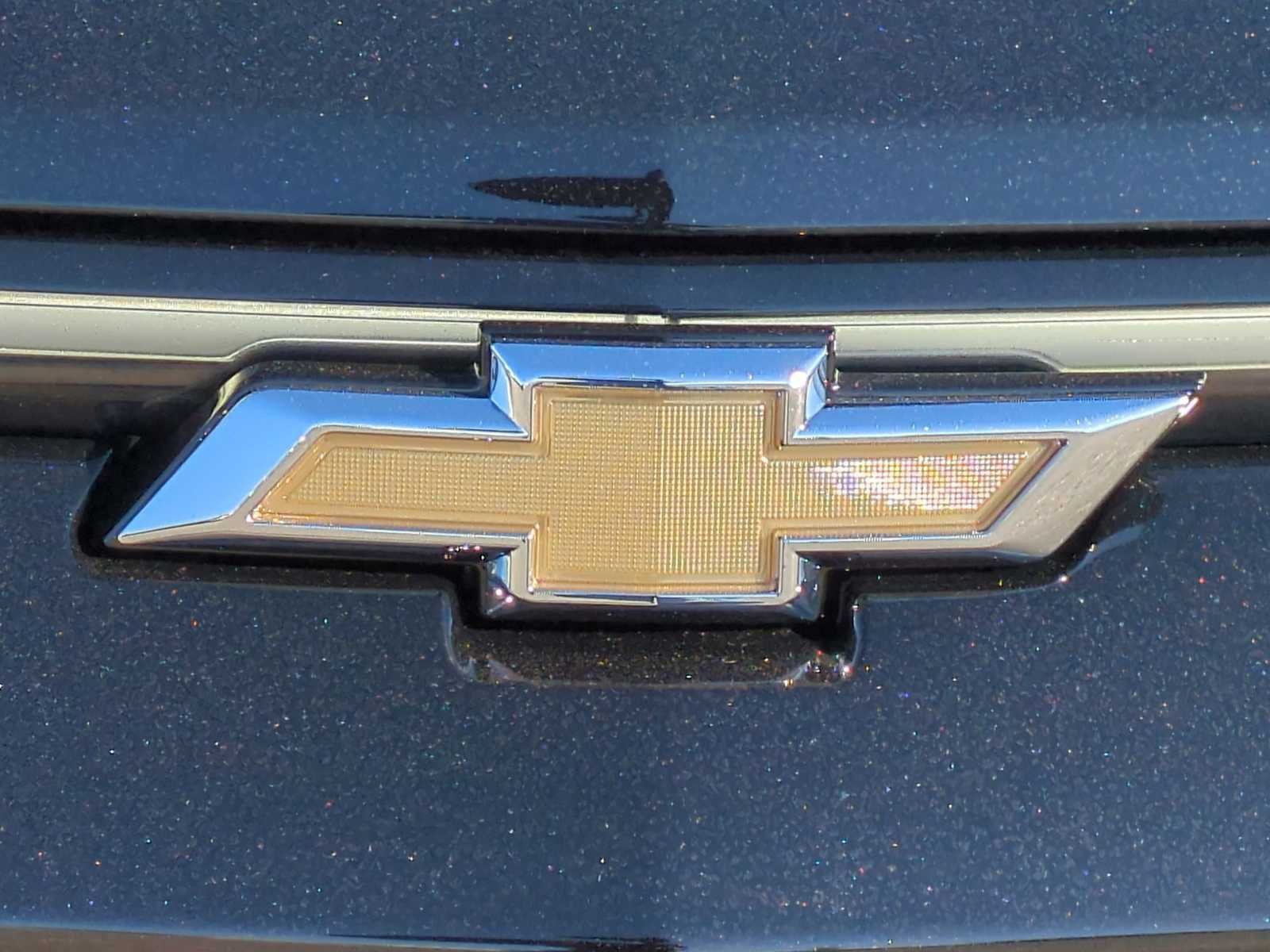 New 2026 Chevrolet Equinox EV LT AWD/4WD image 8