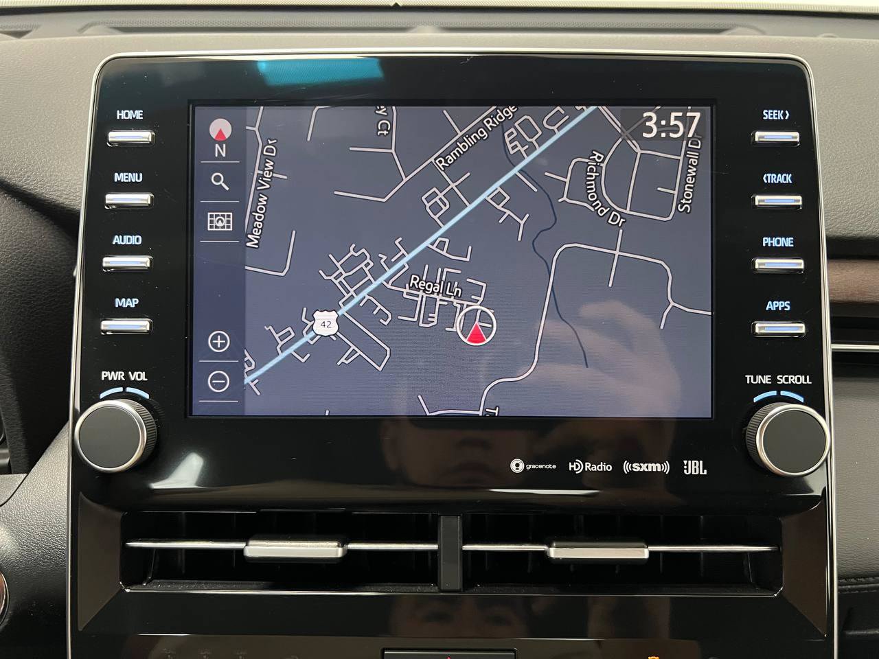 Used 2021 Toyota Avalon Limited w/ Advanced Safety Package FWD image 18