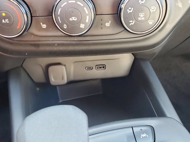Certified 2024 Chevrolet Trax LS w/ LS Convenience Package FWD image 29