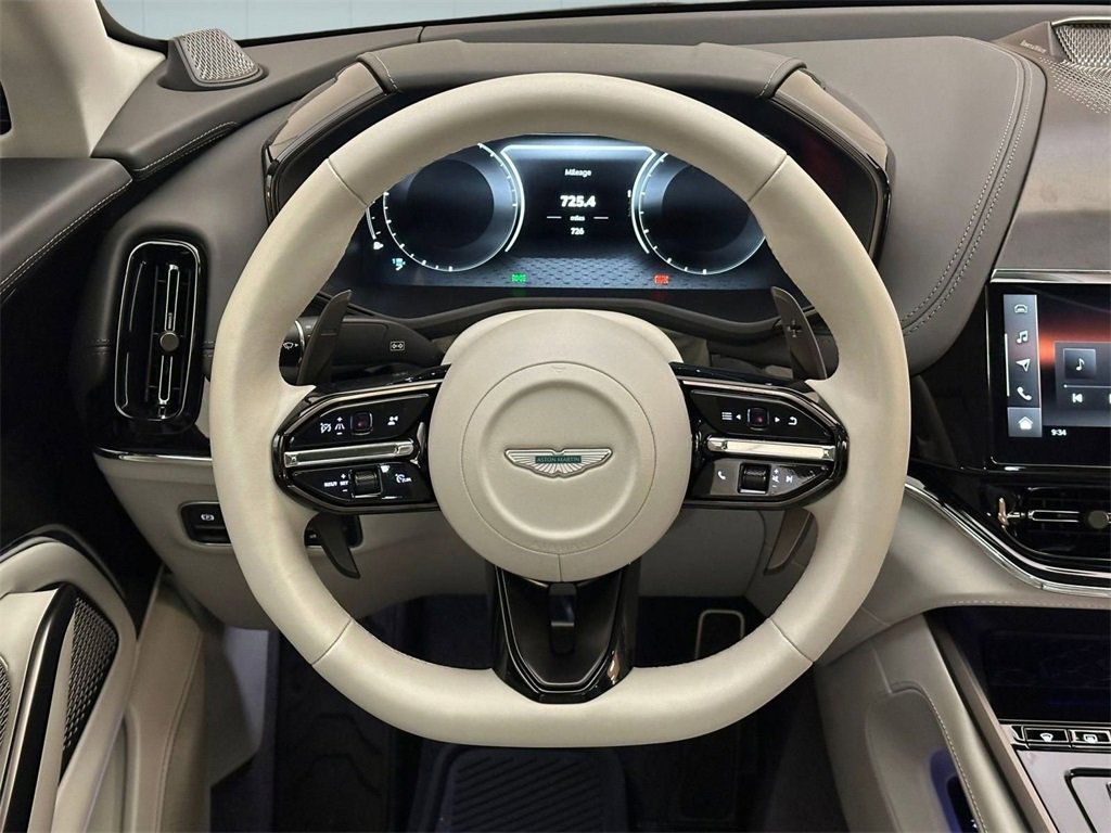 New 2025 Aston Martin DBX 707 image 18