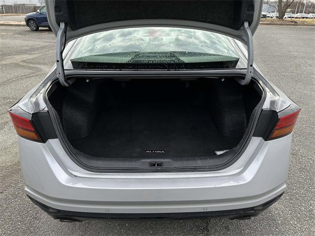 Used 2024 Nissan Altima 2.5 SR image 12