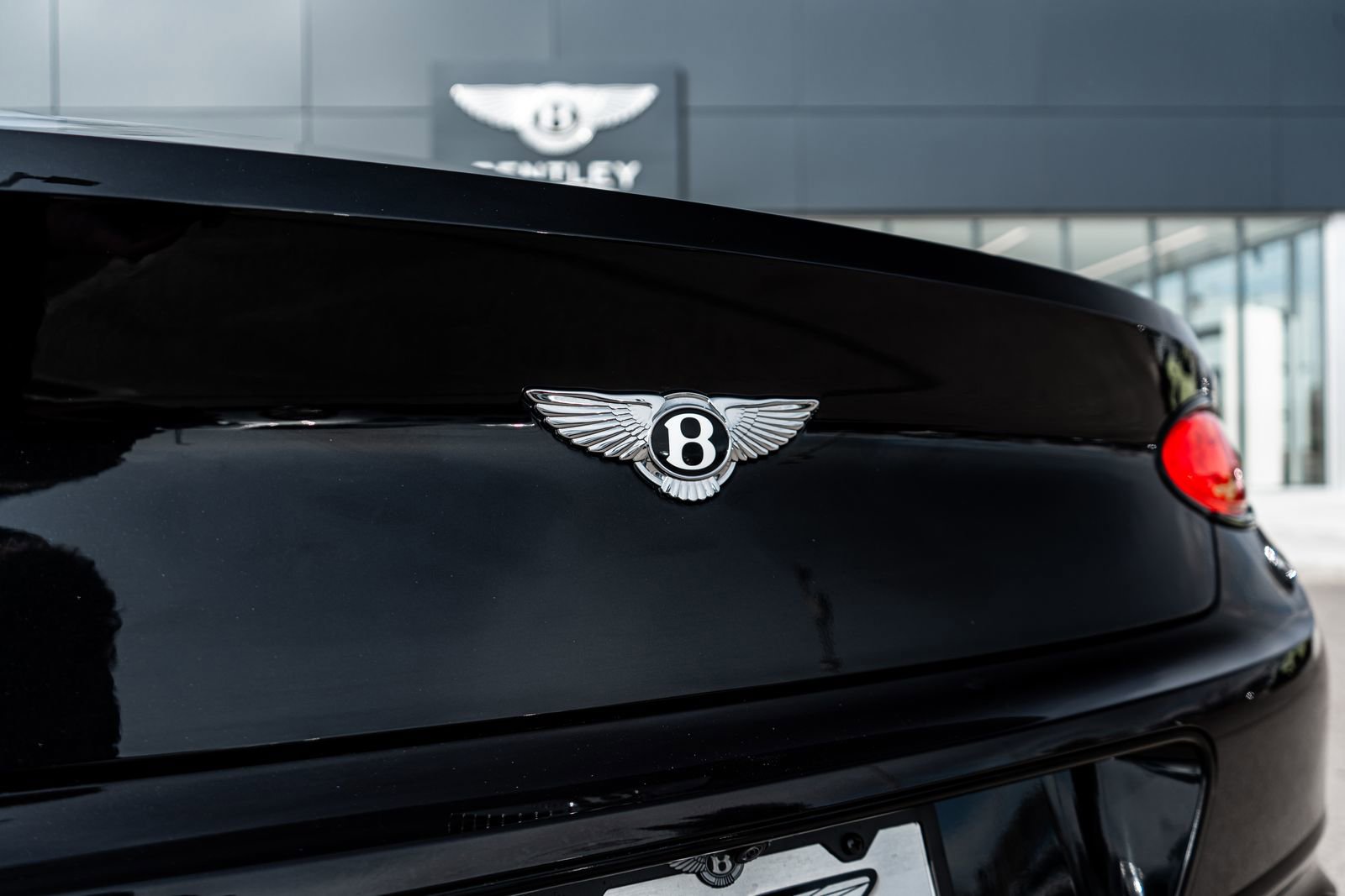 Used 2020 Bentley Continental GT image 10