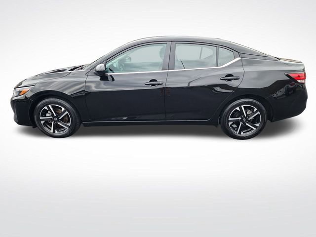 Used 2024 Nissan Sentra SV image 2
