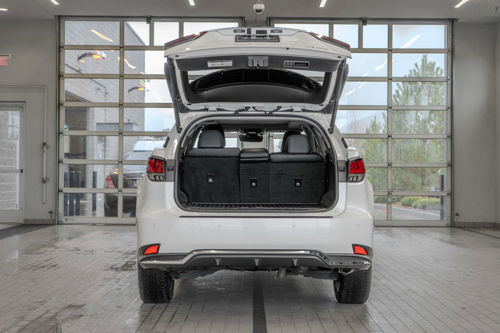 Used 2021 Lexus RX 450h AWD w/ Luxury Package image 16