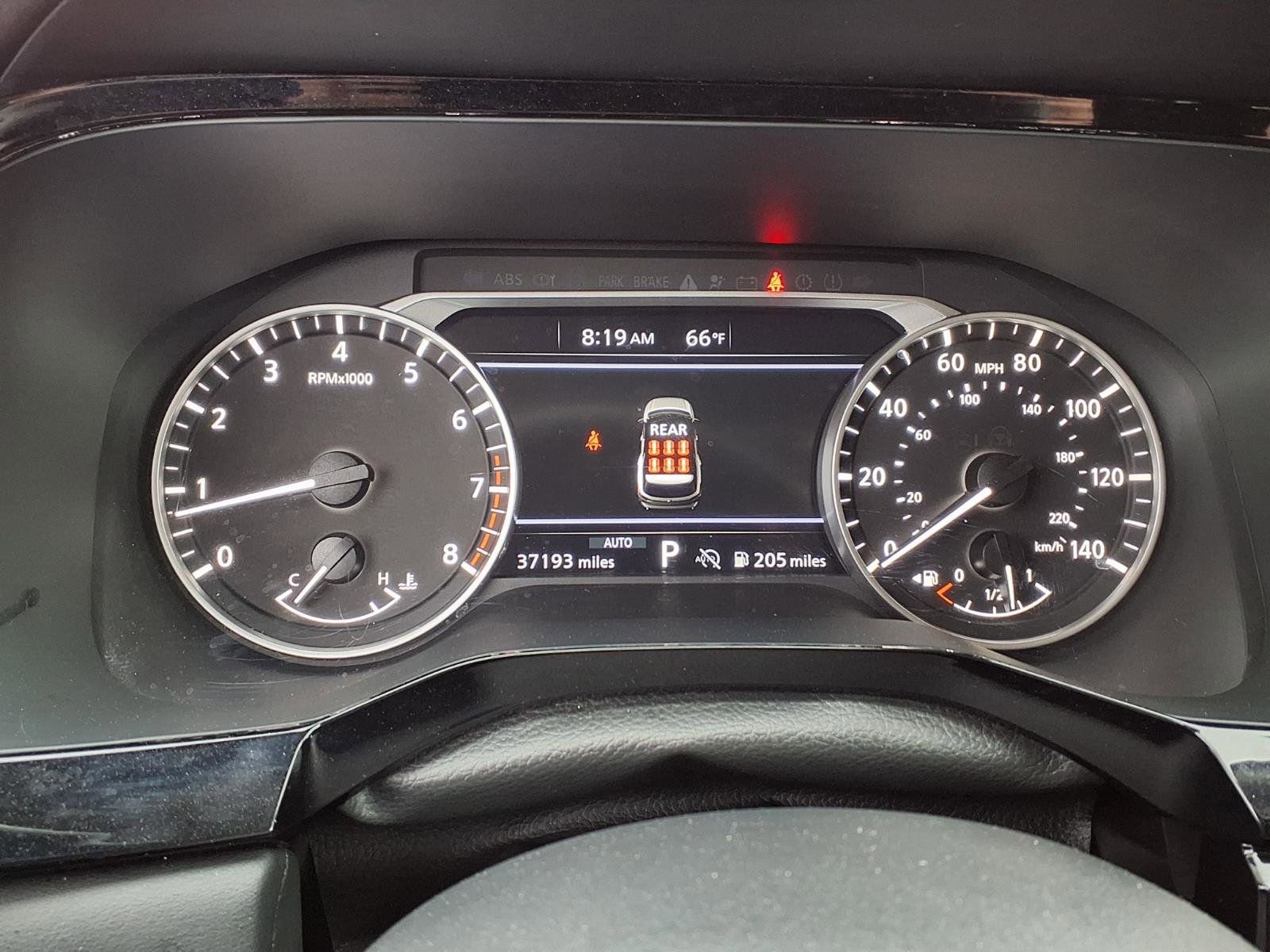 Used 2025 Nissan Pathfinder SV image 12