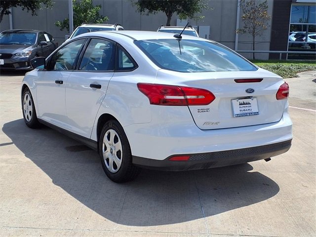 Used 2018 Ford Focus S image 3