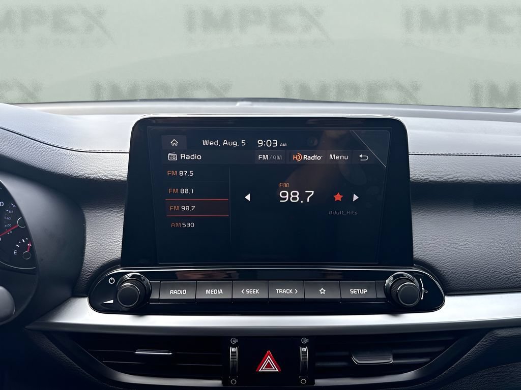 Used 2024 Kia Forte LXS w/ LXS Technology Package FWD image 8