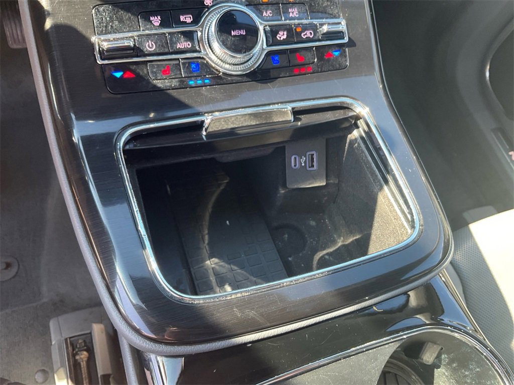 Used 2022 Lincoln Nautilus Reserve w/ Equipment Group 201A image 20