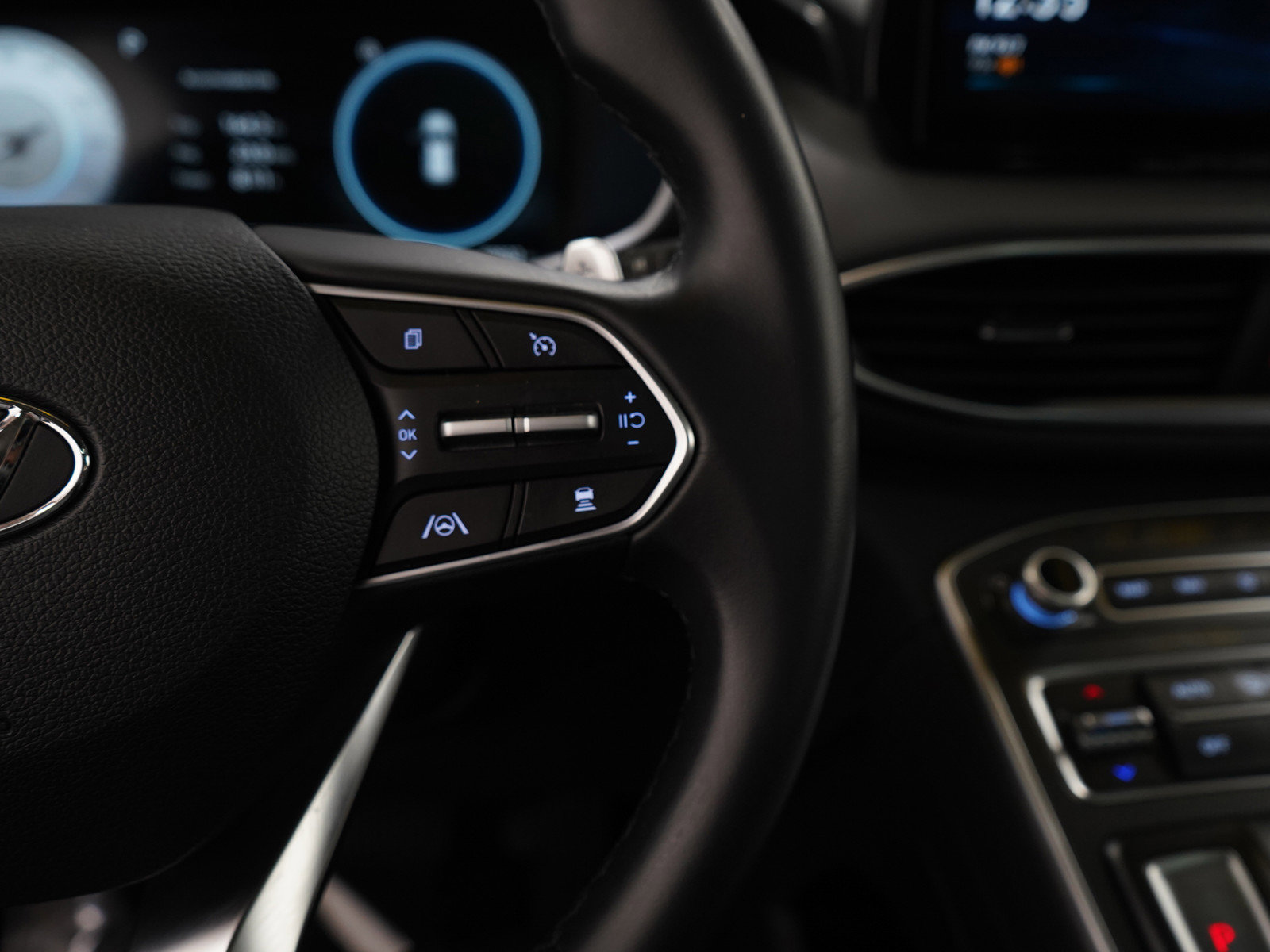 Used 2022 Hyundai Santa Fe SEL w/ Convenience + Premium Package image 21