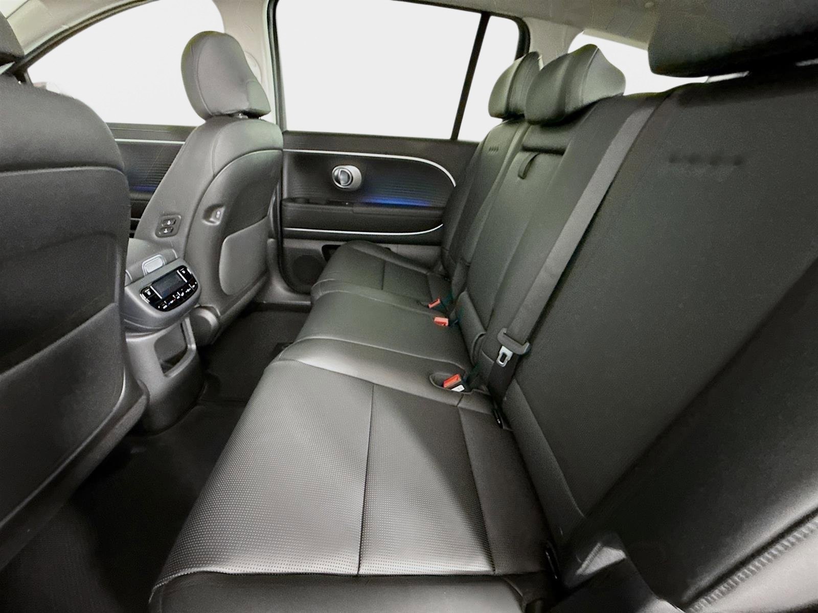 New 2026 Hyundai Ioniq 9 SEL image 22