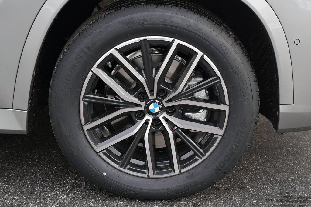 Used 2026 BMW X1 xDrive28i w/ Technology Package AWD/4WD image 6