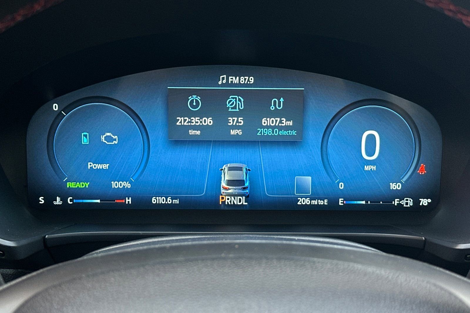 Used 2025 Ford Escape ST-Line Elite w/ Premium Technology Package image 34