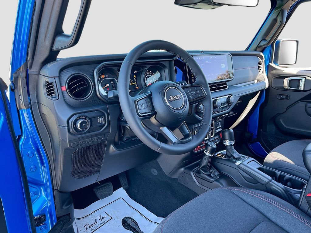 Used 2026 Jeep Wrangler Unlimited Rubicon w/ Safety Group AWD/4WD image 9