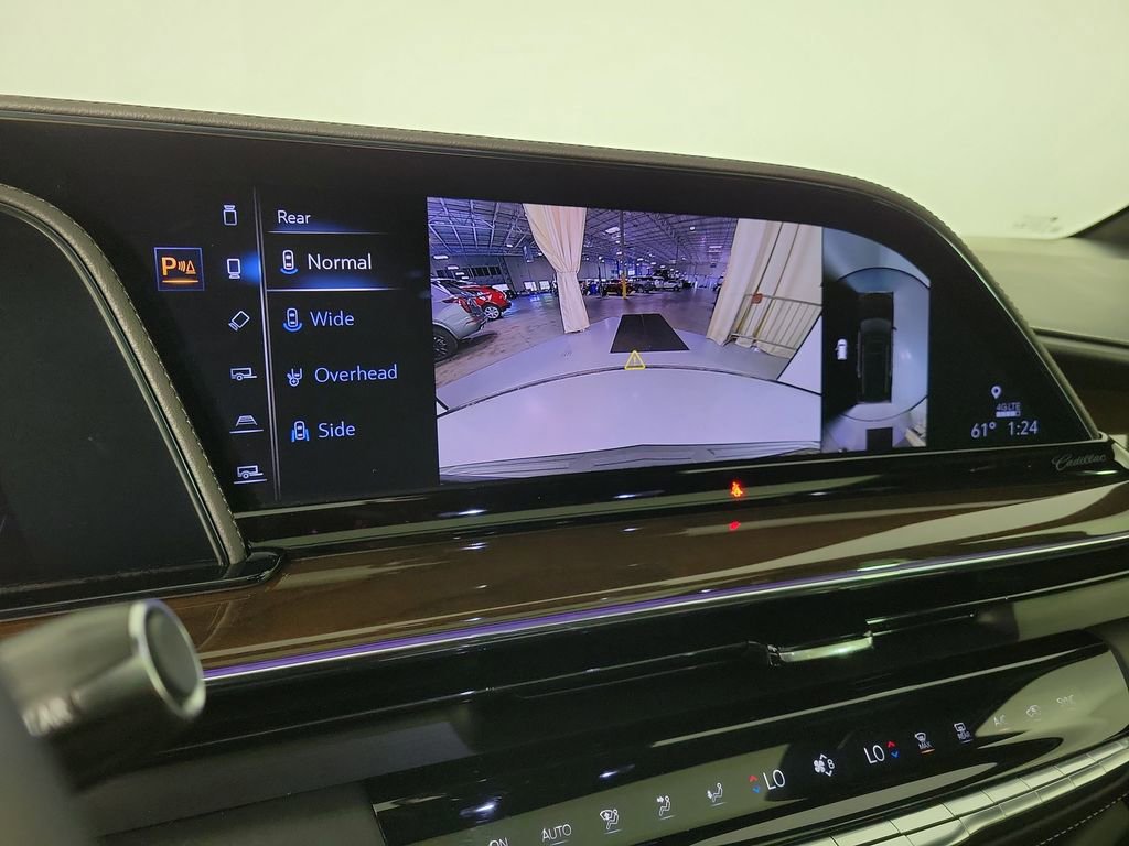 Certified 2023 Cadillac Escalade ESV Premium Luxury Platinum image 28