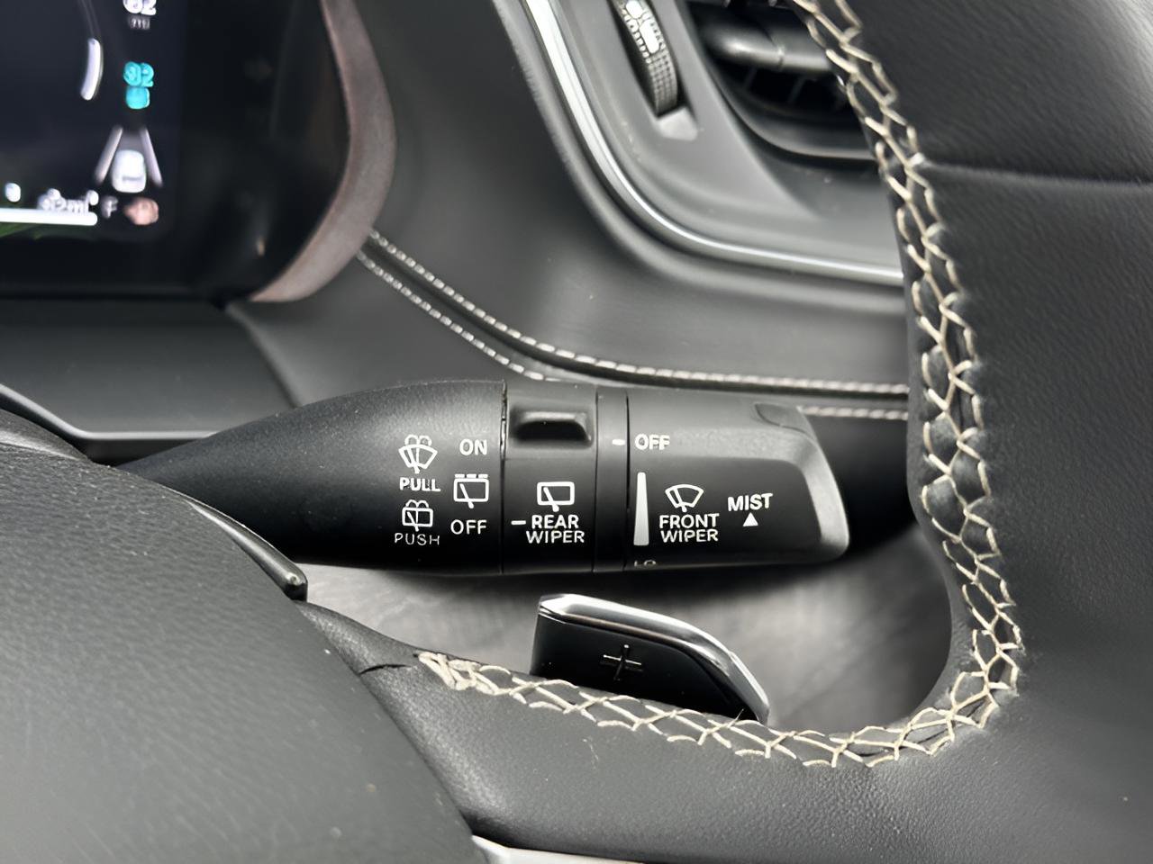 Used 2024 Jeep Grand Cherokee Limited 4xe image 14