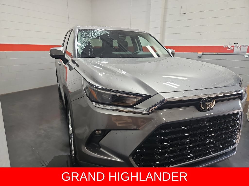 New 2026 Toyota Grand Highlander AWD image 1