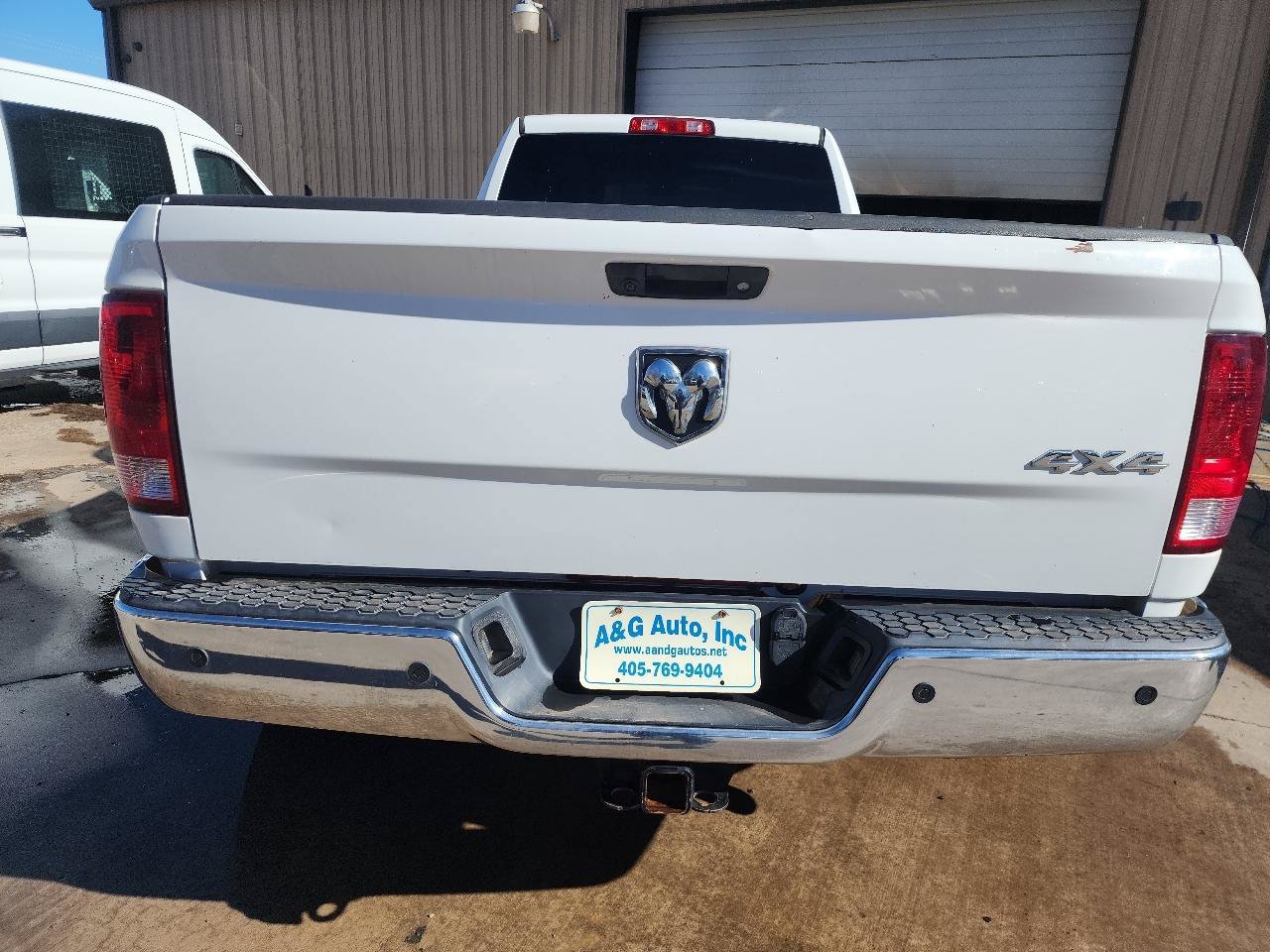 Used 2017 RAM 3500 Tradesman w/ Chrome Appearance Group AWD/4WD image 5