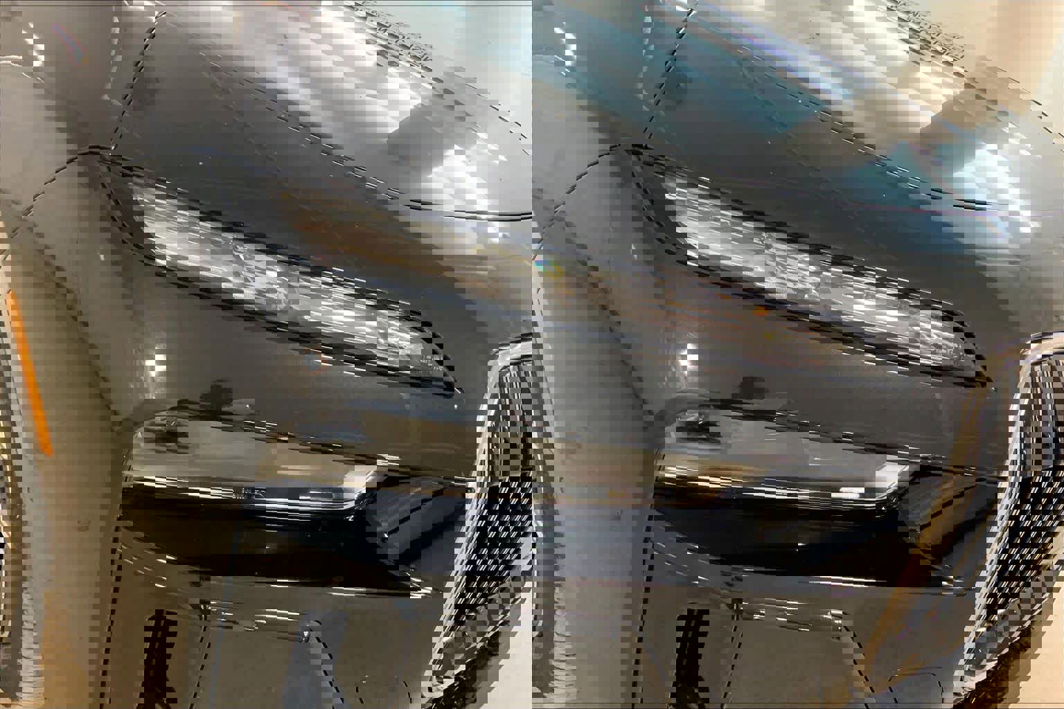 Certified 2023 BMW 760i xDrive image 28