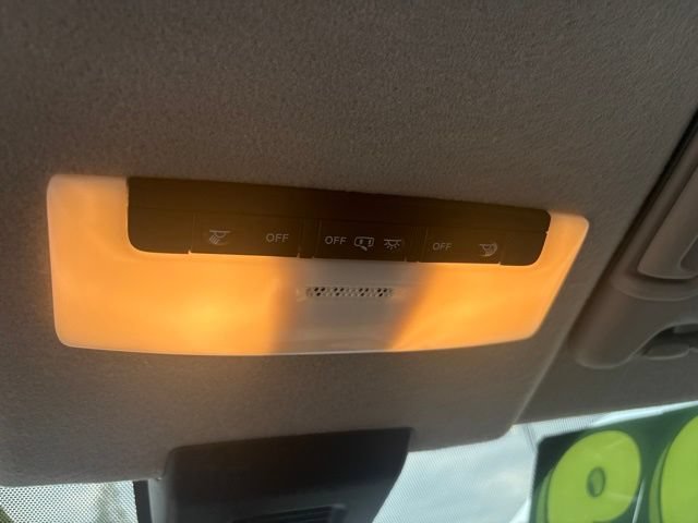 Used 2023 Nissan Kicks SV w/ Interior Electronics Package FWD image 35