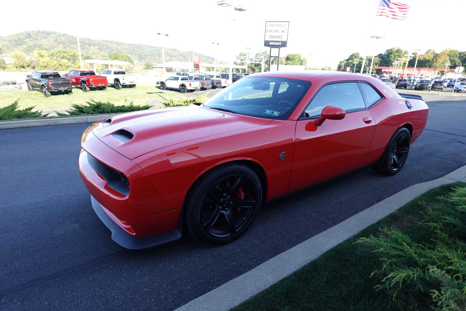 Used 2022 Dodge Challenger SRT Hellcat RWD image 6