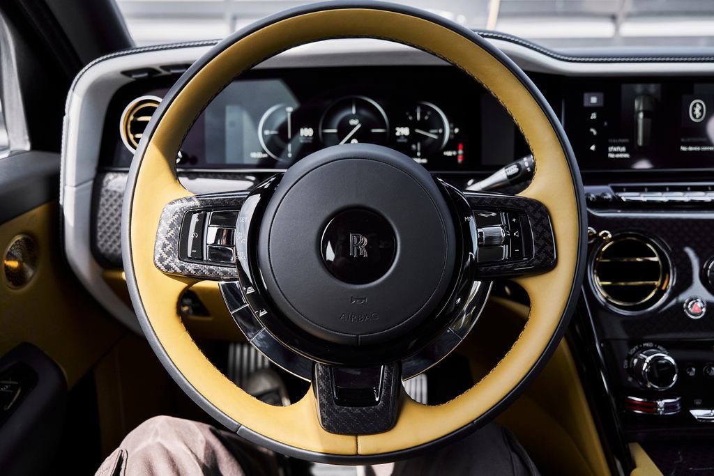 Used 2026 Rolls-Royce Cullinan Black Badge image 67