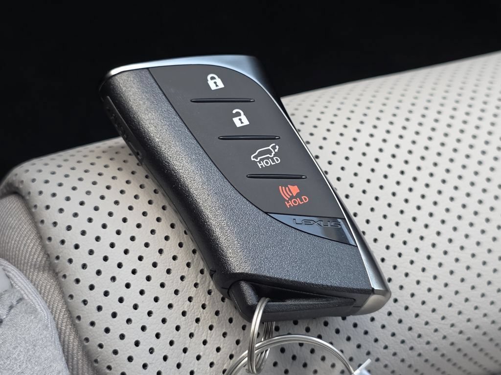 New 2026 Lexus TX 350 AWD image 32