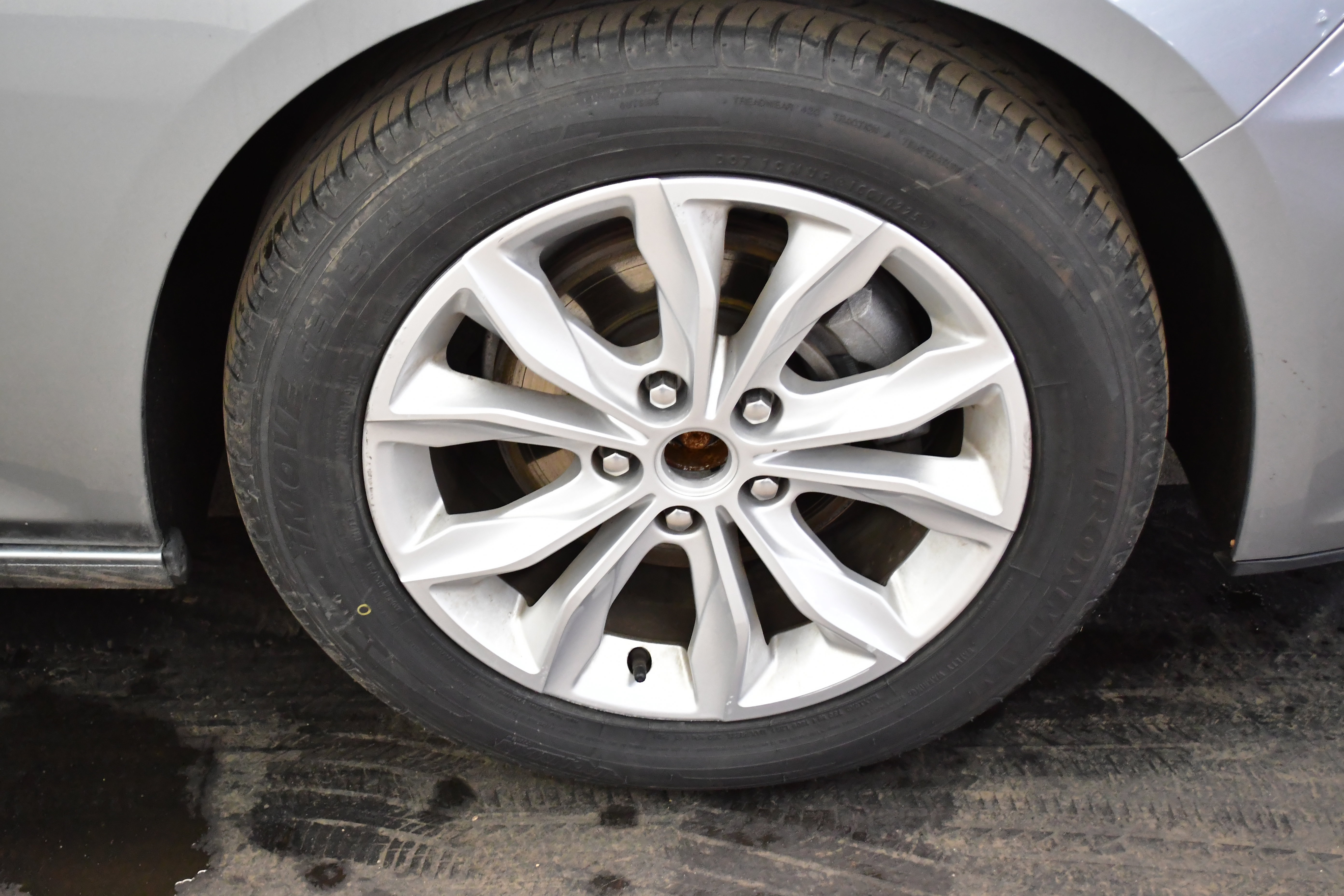 Used 2024 Chevrolet Malibu LT image 57