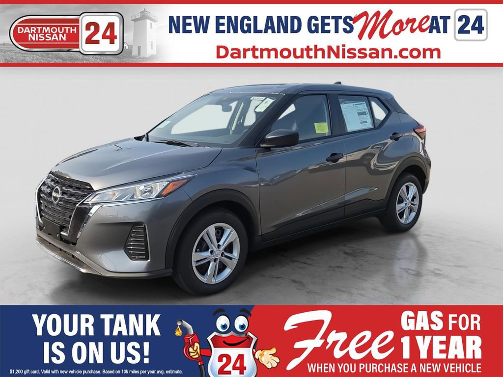 New 2025 Nissan Kicks Play S