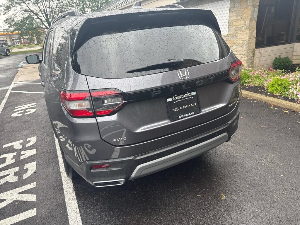 Used 2023 Honda Pilot Touring image 8