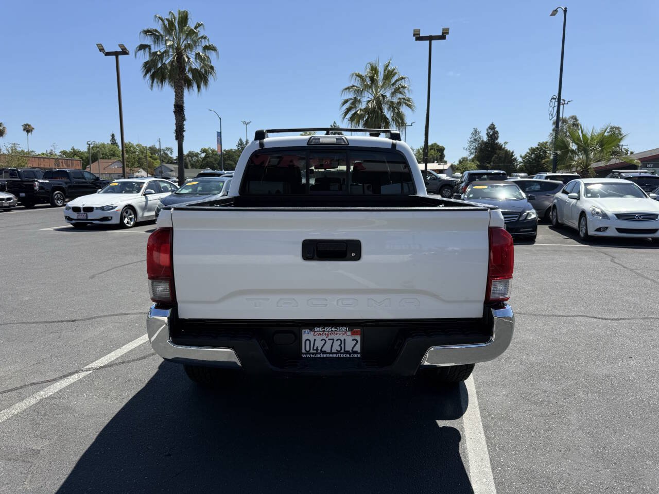 Used 2018 Toyota Tacoma SR5 RWD image 4