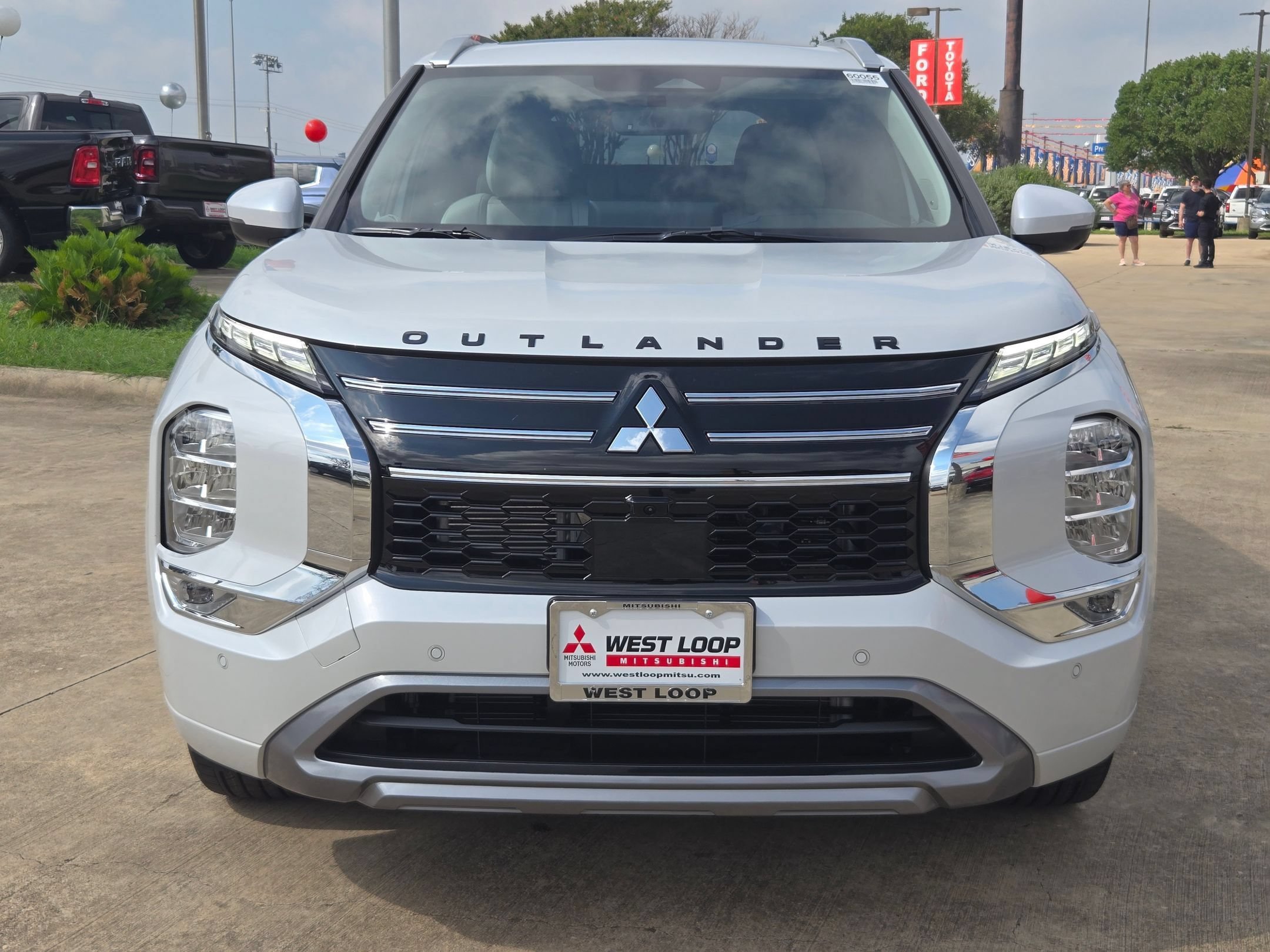 New 2026 Mitsubishi Outlander SEL FWD image 8