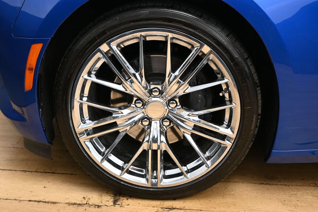 Used 2017 Chevrolet Camaro SS RWD image 11