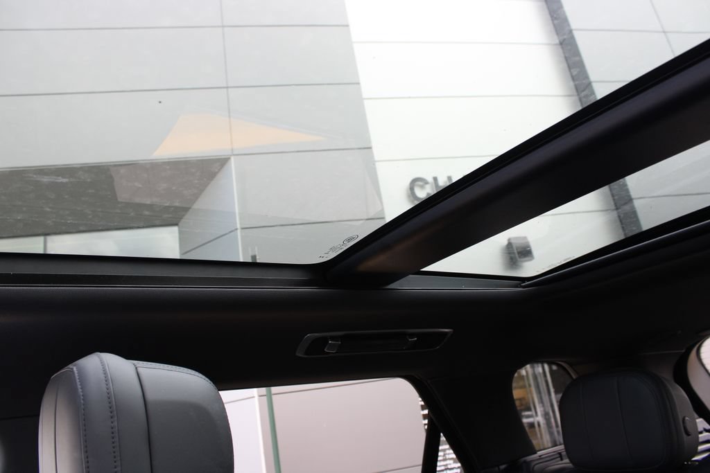 Used 2023 Land Rover Range Rover Sport SE Dynamic AWD/4WD image 15