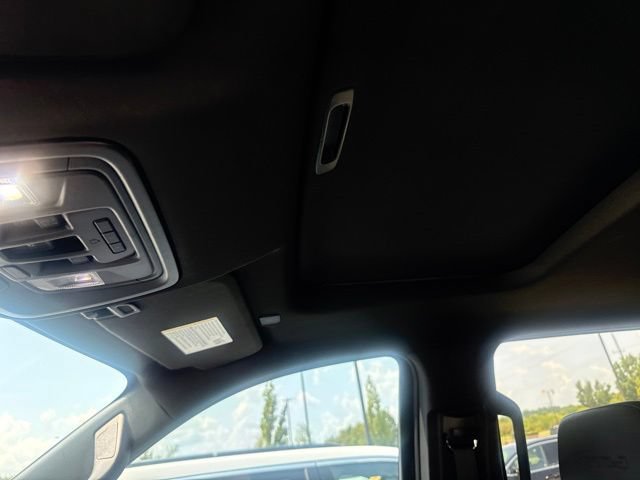Used 2022 GMC Sierra 1500 AT4 w/ AT4 Premium Package AWD/4WD image 16