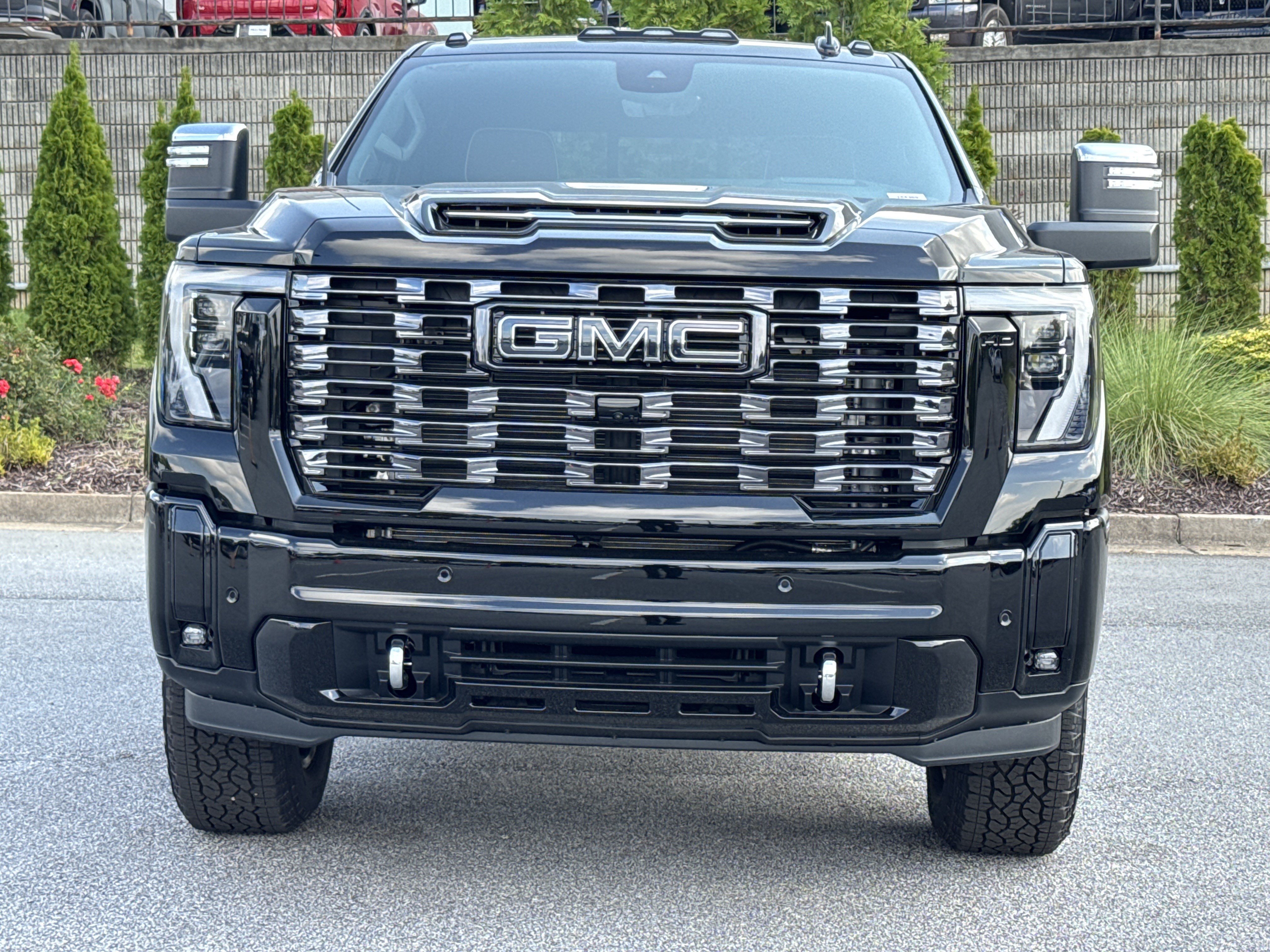 New 2026 GMC Sierra 2500 Denali Ultimate AWD/4WD image 3