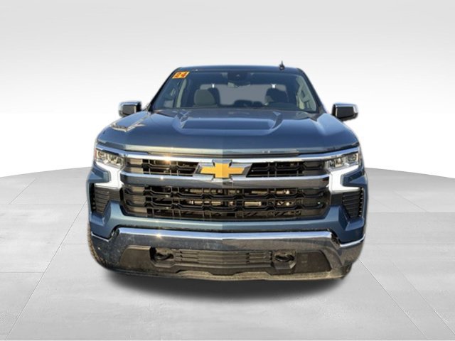 Used 2024 Chevrolet Silverado 1500 LT AWD/4WD image 10
