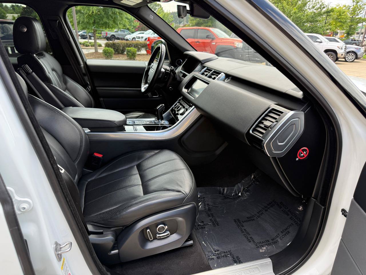 Used 2017 Land Rover Range Rover Sport Supercharged AWD/4WD image 29