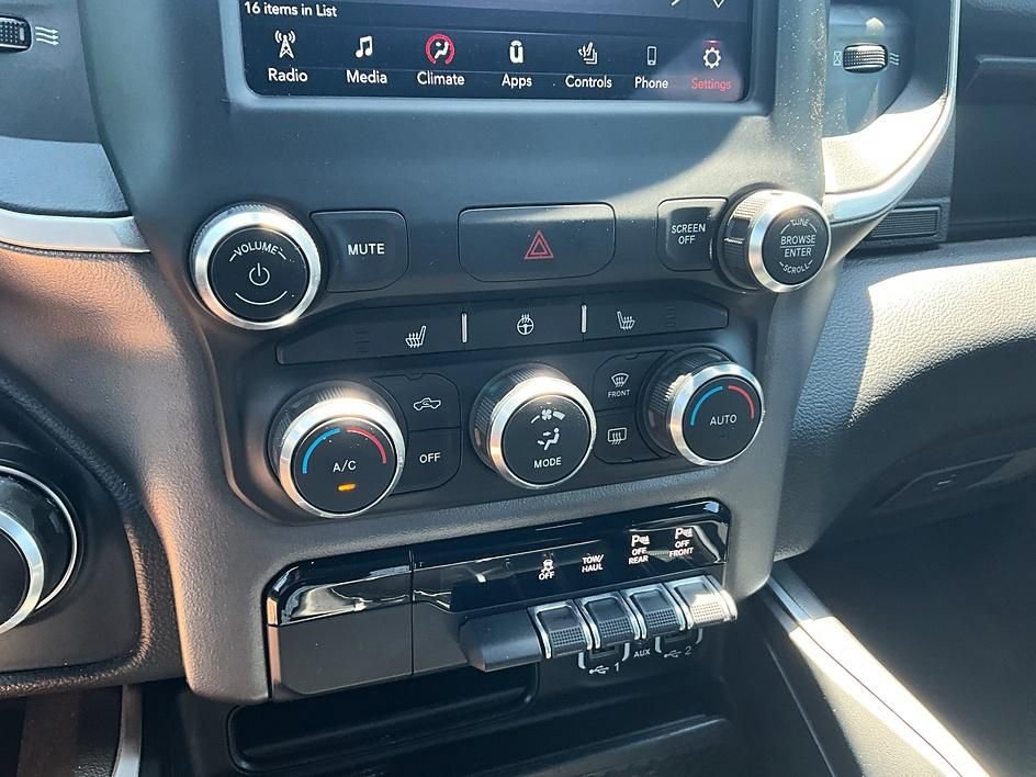 Used 2020 RAM 1500 Big Horn AWD/4WD image 23