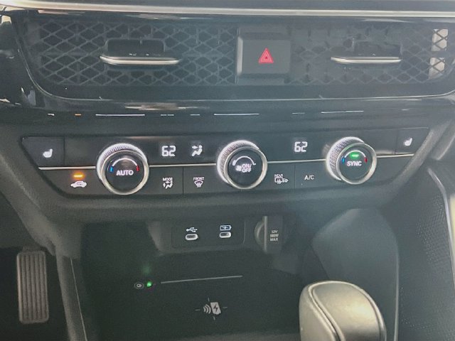 Used 2025 Acura ADX FWD image 23
