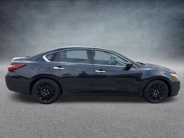 Used 2018 Nissan Altima 2.5 S w/ S Convenience Package FWD image 6