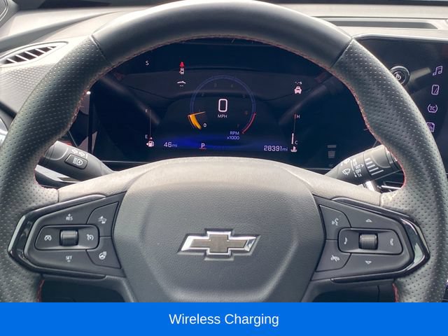 Used 2024 Chevrolet Trax RS w/ Sunroof Package FWD image 8
